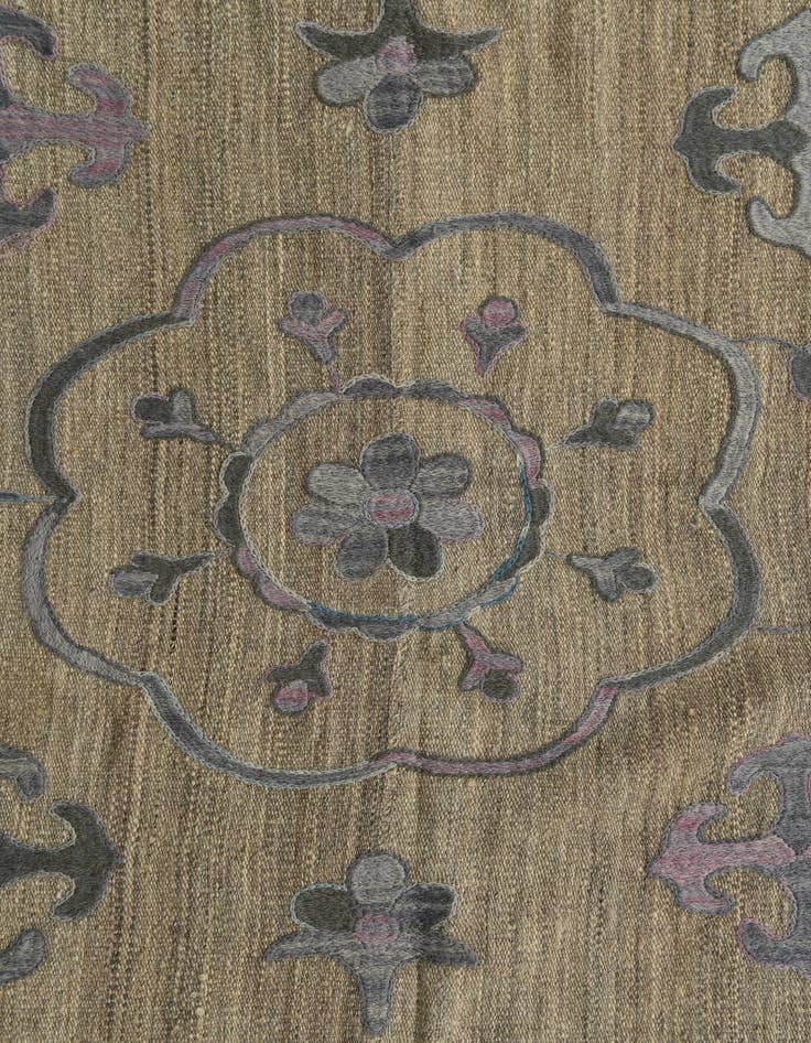 Detail image of  5' x 6' 6  Hand Woven Kilim Suzani Wool Rug