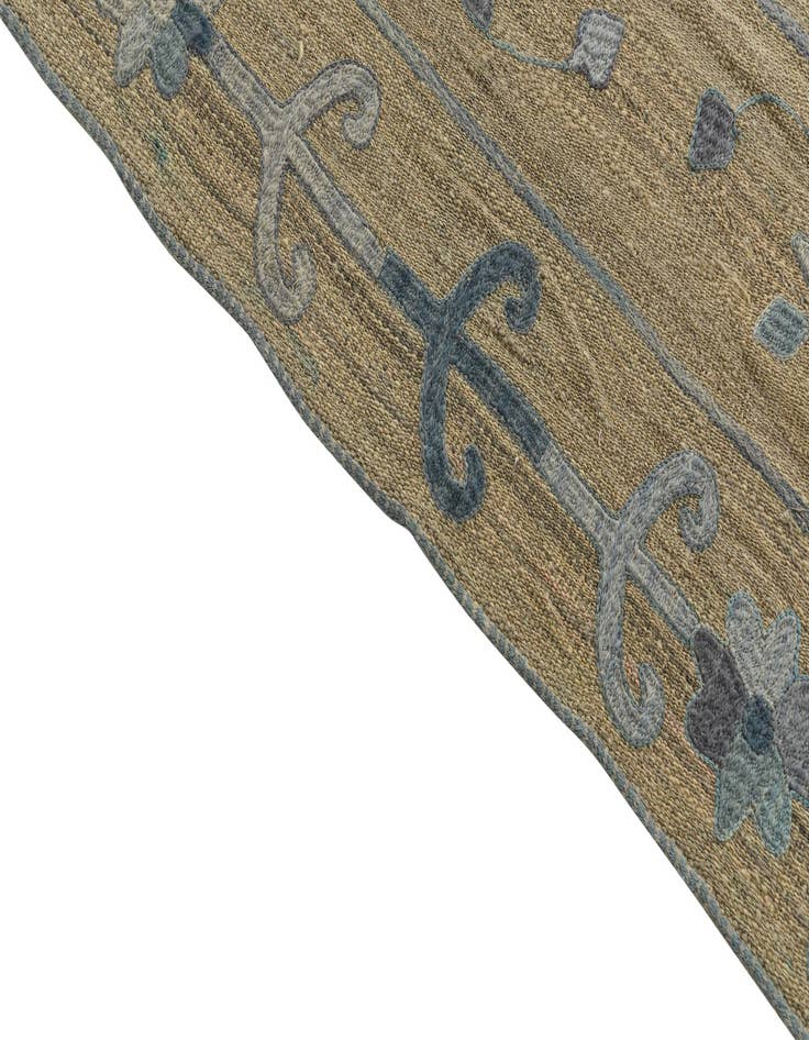 Detail image of  5' 6 x 7' 5  Hand Woven Kilim Suzani Wool Rug