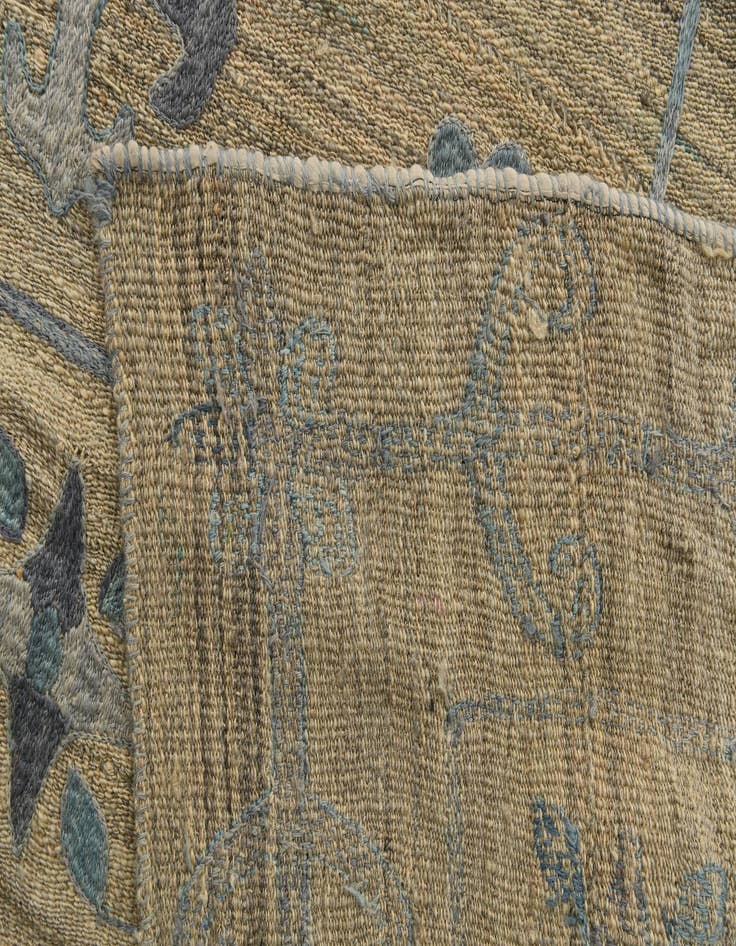 Detail image of  5' 6 x 7' 5  Hand Woven Kilim Suzani Wool Rug