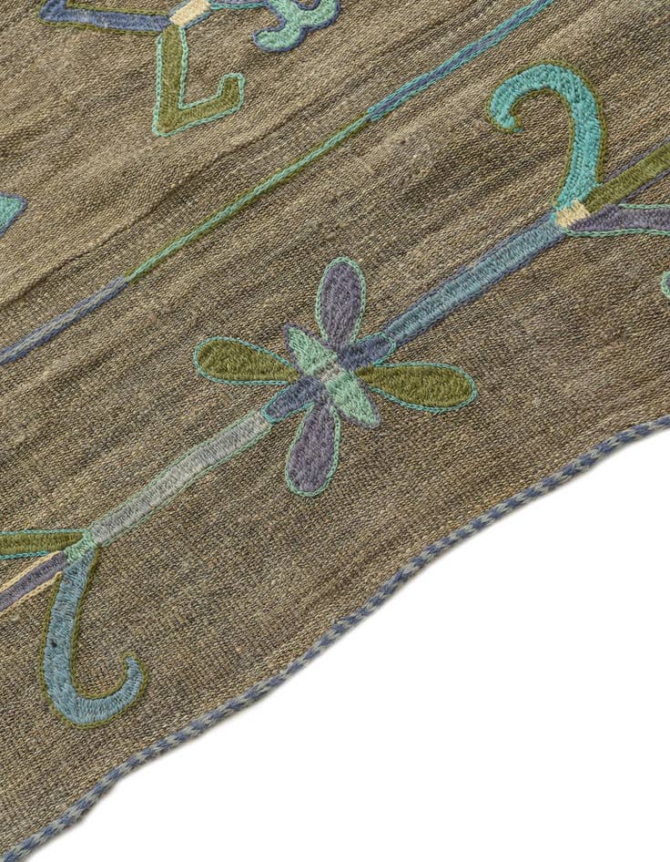 Detail image of  5' x 6' 3  Hand Woven Kilim Suzani Wool Rug