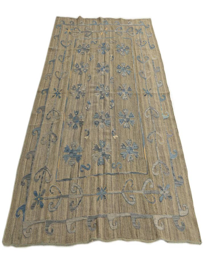 Detail image of  5' 9 x 7' 10  Hand Woven Kilim Suzani Wool Rug