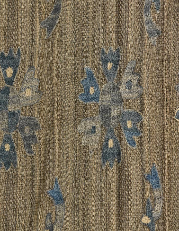 Detail image of  5' 9 x 7' 10  Hand Woven Kilim Suzani Wool Rug