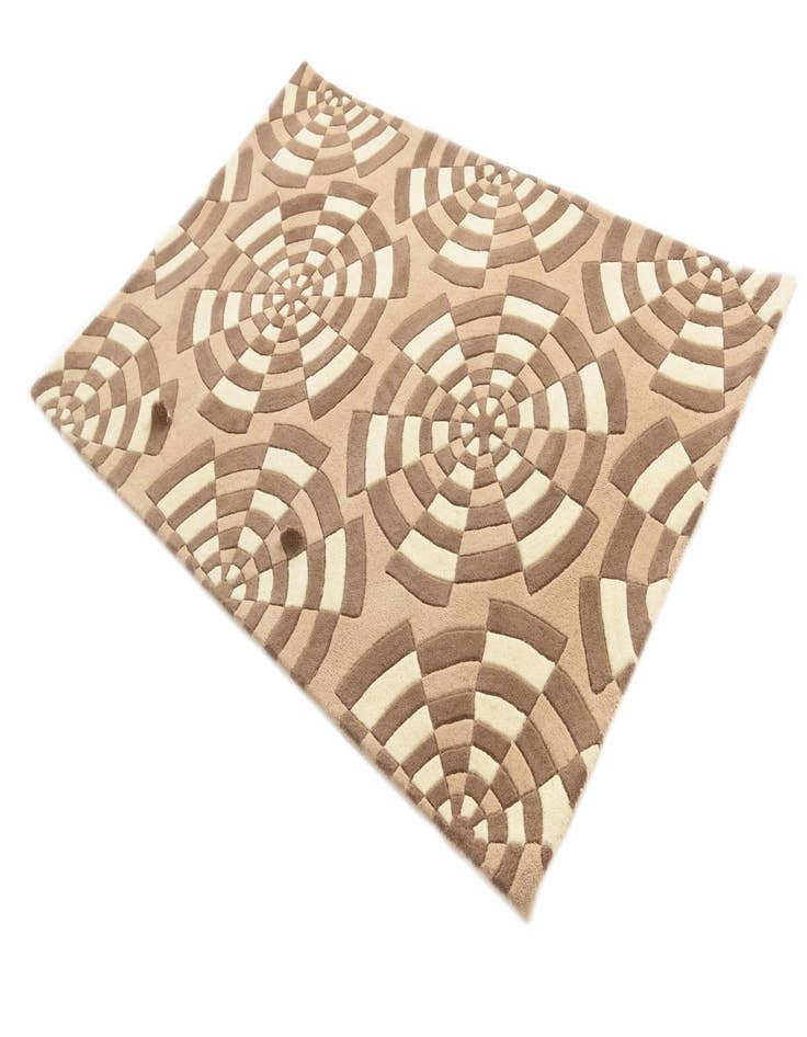 Detail image of  4' x 6' Luna Wool Rug