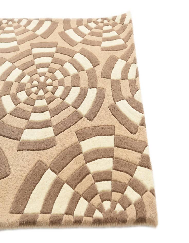 Detail image of  4' x 6' Luna Wool Rug