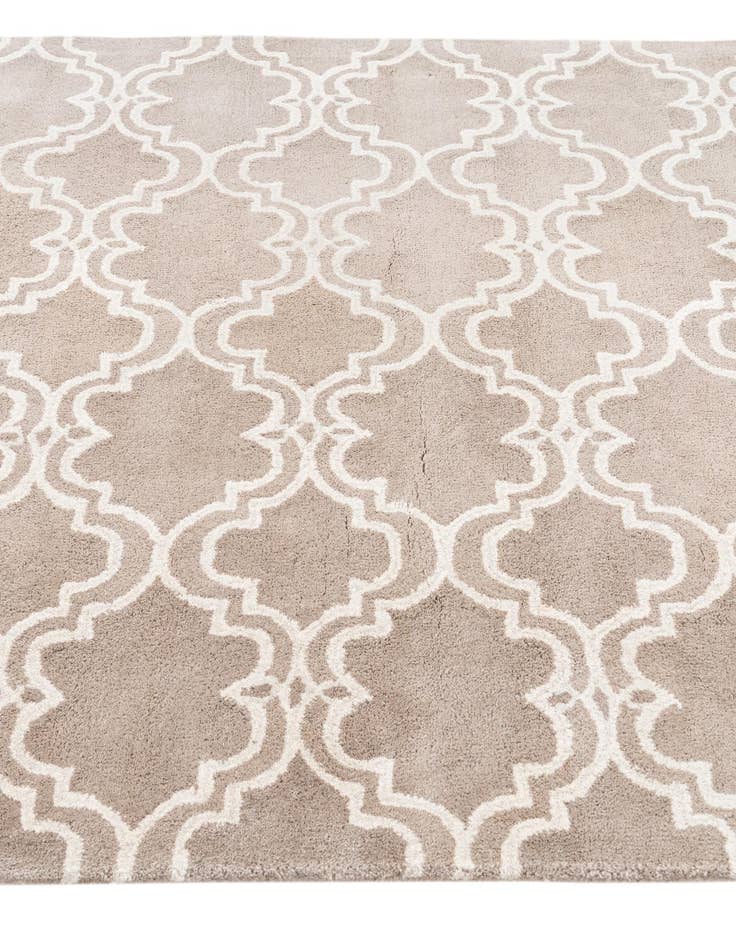 Detail image of  5' 1 x 8' Luna Rug