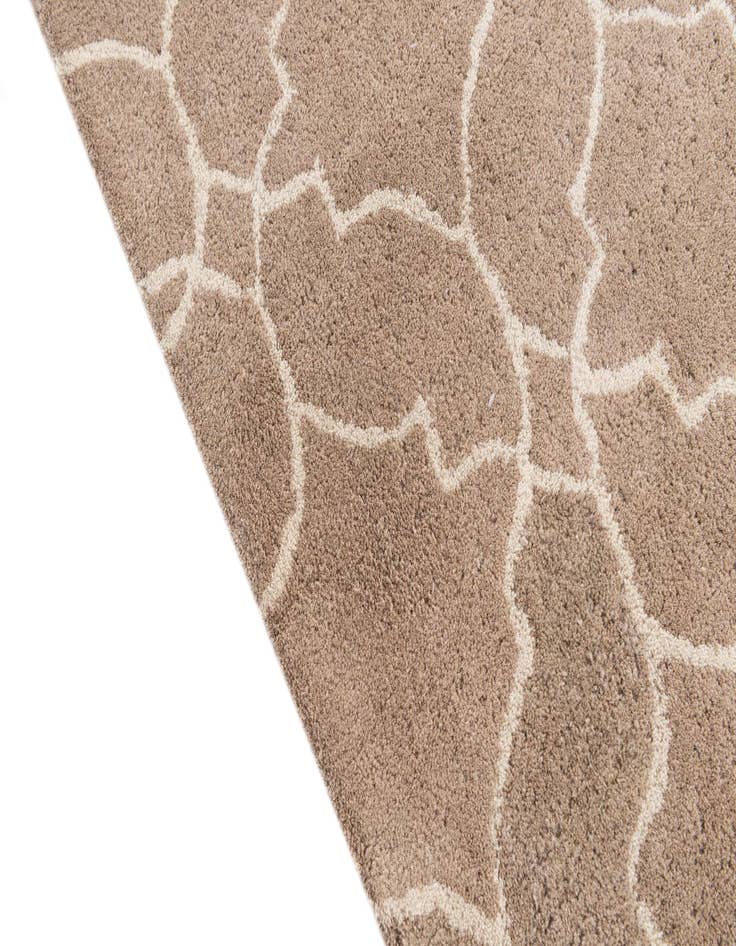 Detail image of  5' x 8' Luna Rug