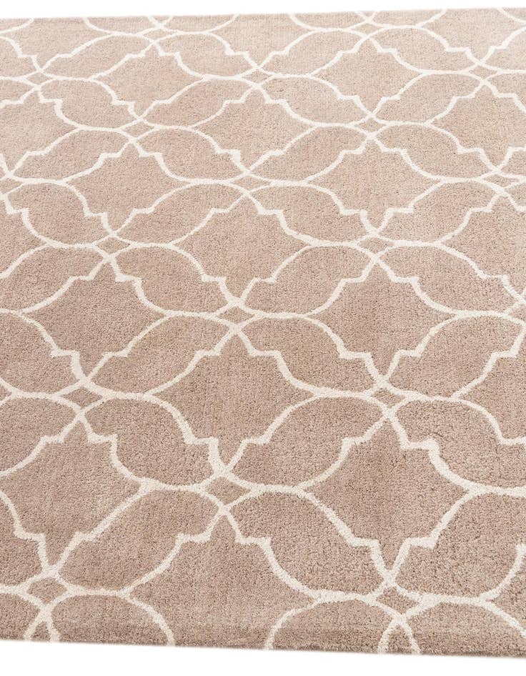 Detail image of  5' 1 x 8' Luna Rug