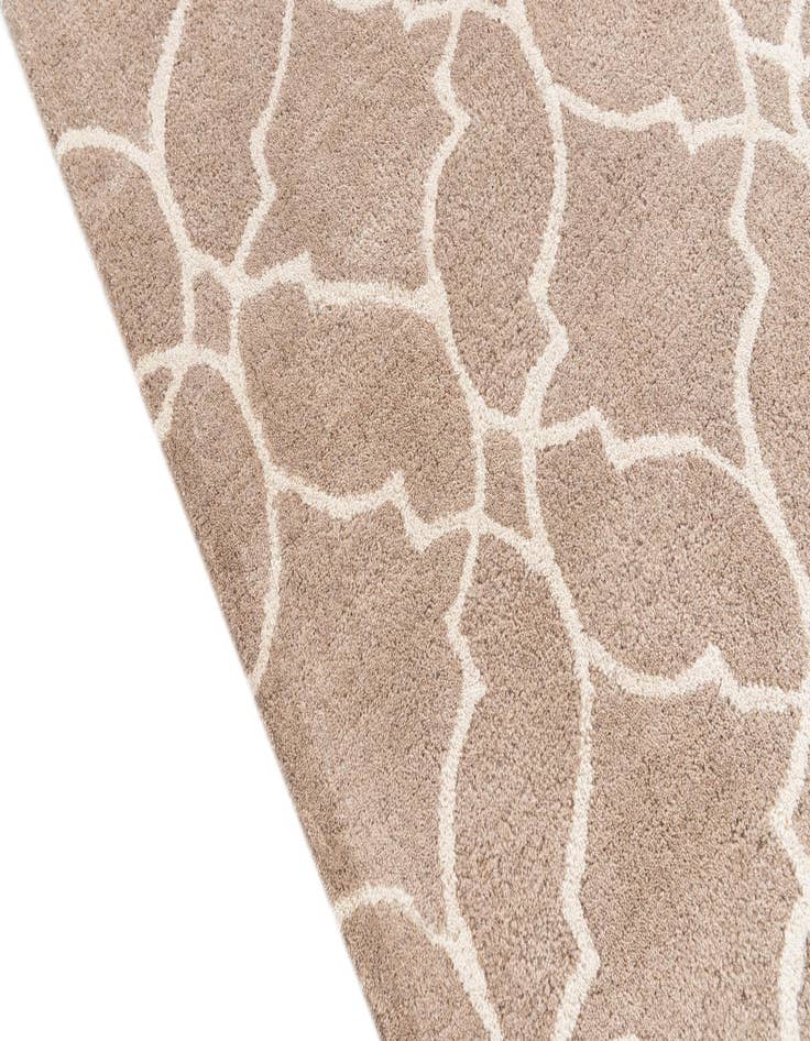 Detail image of  5' 1 x 8' Luna Rug