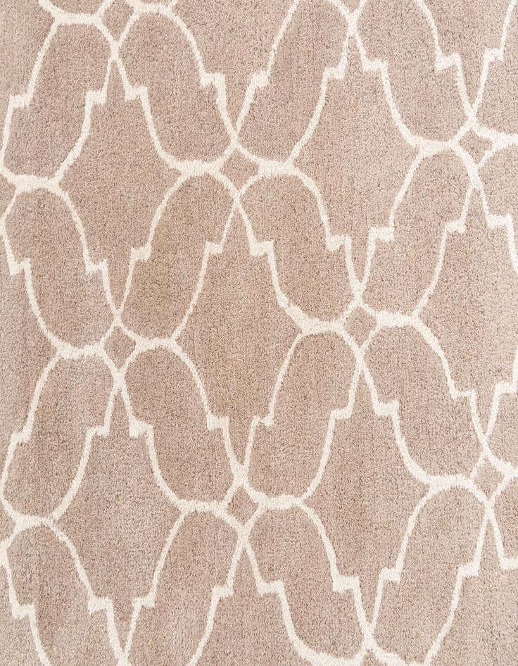 Detail image of  5' 1 x 8' Luna Rug