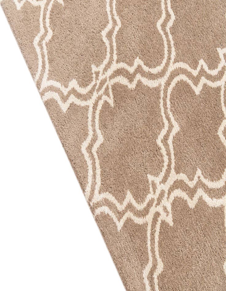 Detail image of  5' 1 x 8' Luna Rug