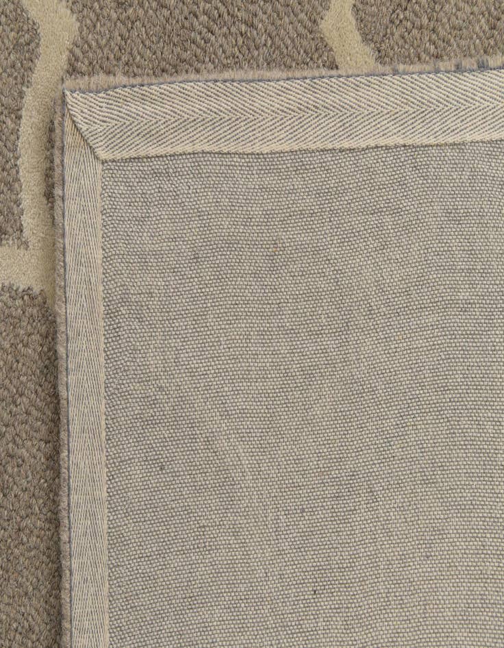 Detail image of  5' 1 x 8' Luna Rug