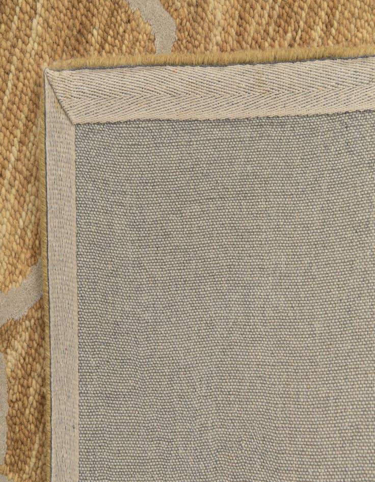 Detail image of  5' 1 x 8' Luna Rug