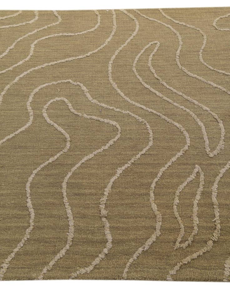 Detail image of  5' x 7' 10 Luna Rug
