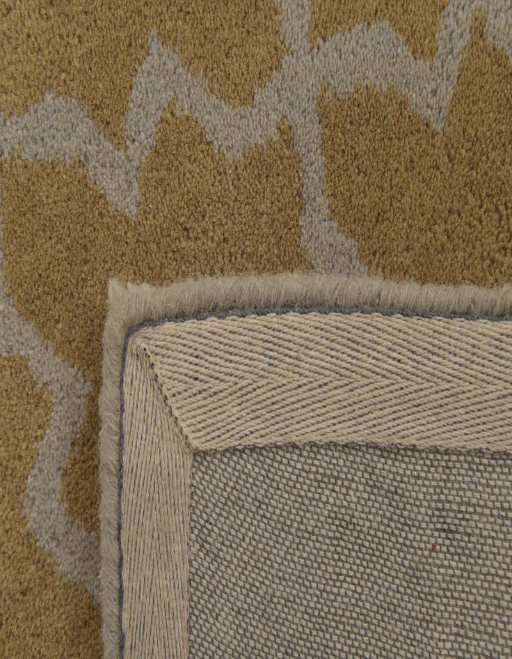 Detail image of  5' 1 x 8' Luna Rug