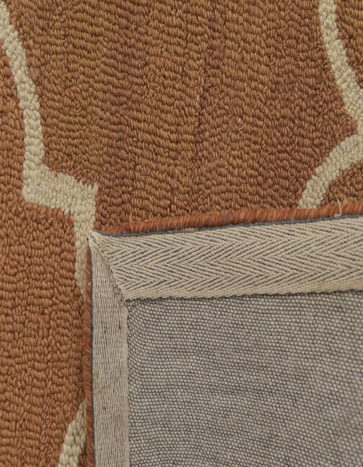Detail image of  5' 1 x 8' Luna Rug