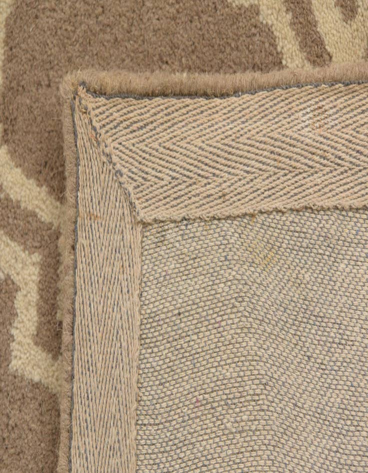 Detail image of  5' x 8' Luna Wool Rug