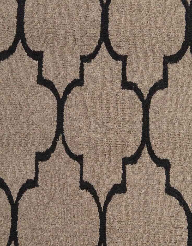 Detail image of  5' 1 x 8' Luna Wool Rug