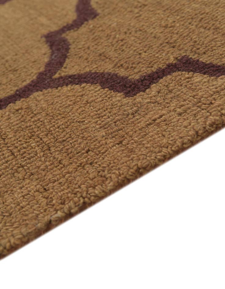 Detail image of  5' x 8' Luna Wool Rug