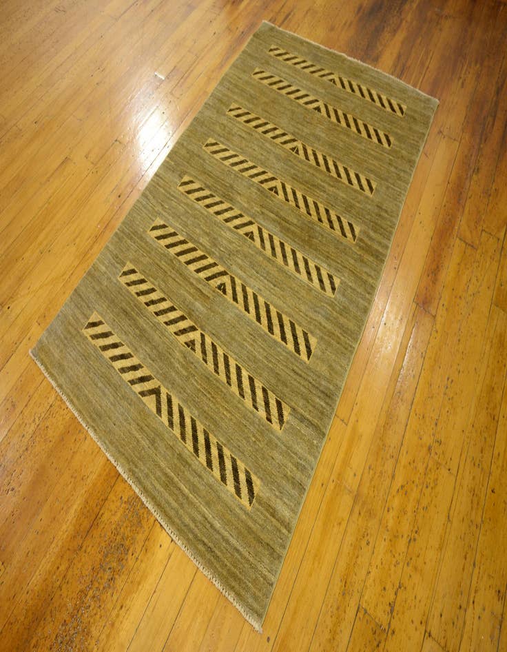 Detail image of  3' 9 x 5' 11  Hand Knotted Modern Ziegler Oriental Rug