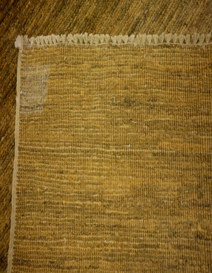 Detail image of  3' 10 x 5' 11  Hand Knotted Modern Ziegler Oriental Rug