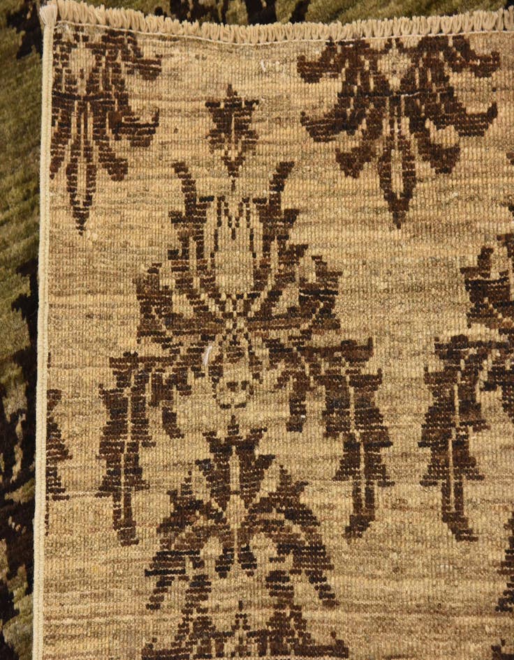 Detail image of  5' 5 x 7' 10  Hand Knotted Modern Ziegler Rug