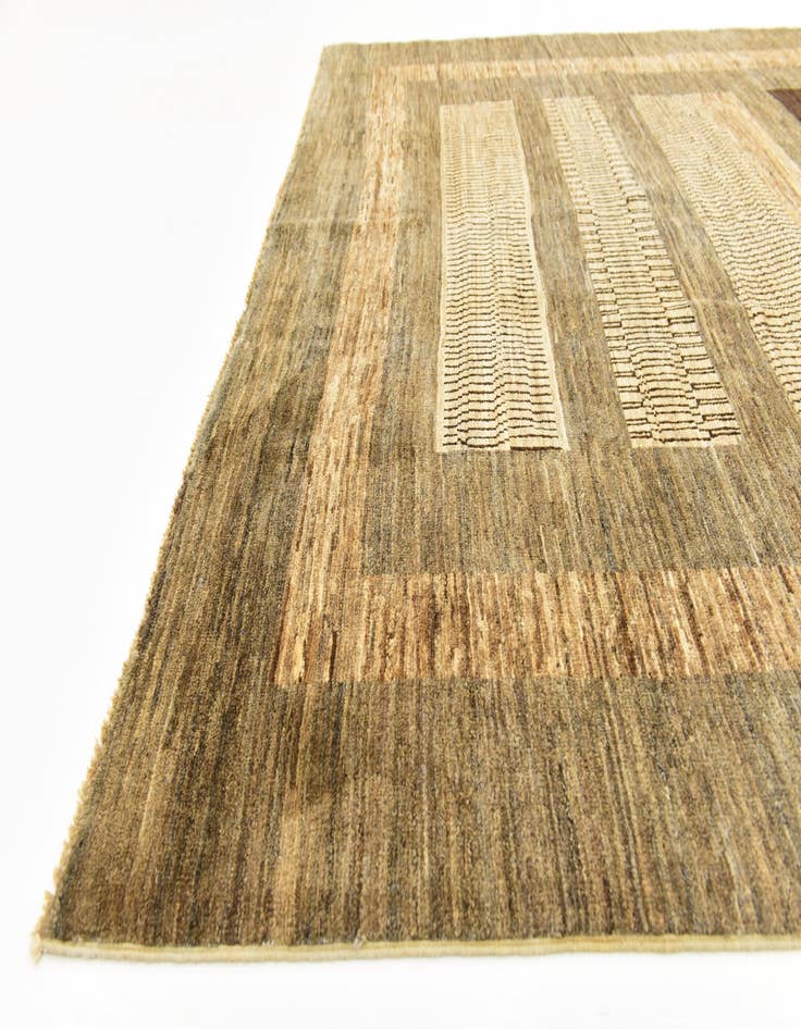 Detail image of  6' 6 x 9' 6  Hand Knotted Modern Ziegler Rug