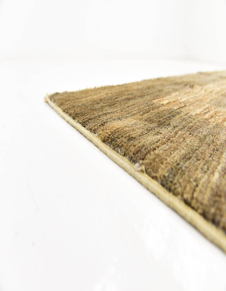 Detail image of  6' 6 x 9' 6  Hand Knotted Modern Ziegler Rug