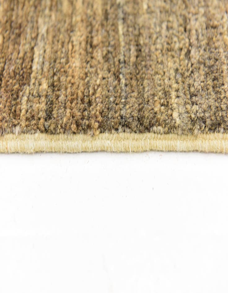 Detail image of  6' 6 x 9' 6  Hand Knotted Modern Ziegler Rug