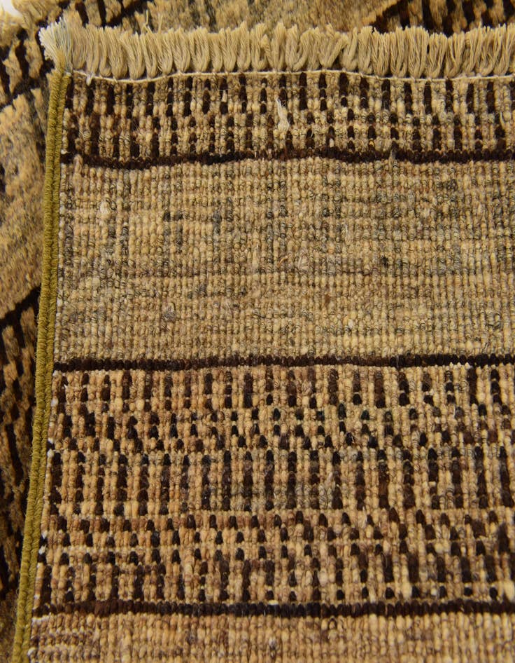 Detail image of  1' 4 x 2' 1  Hand Knotted Modern Ziegler Rug