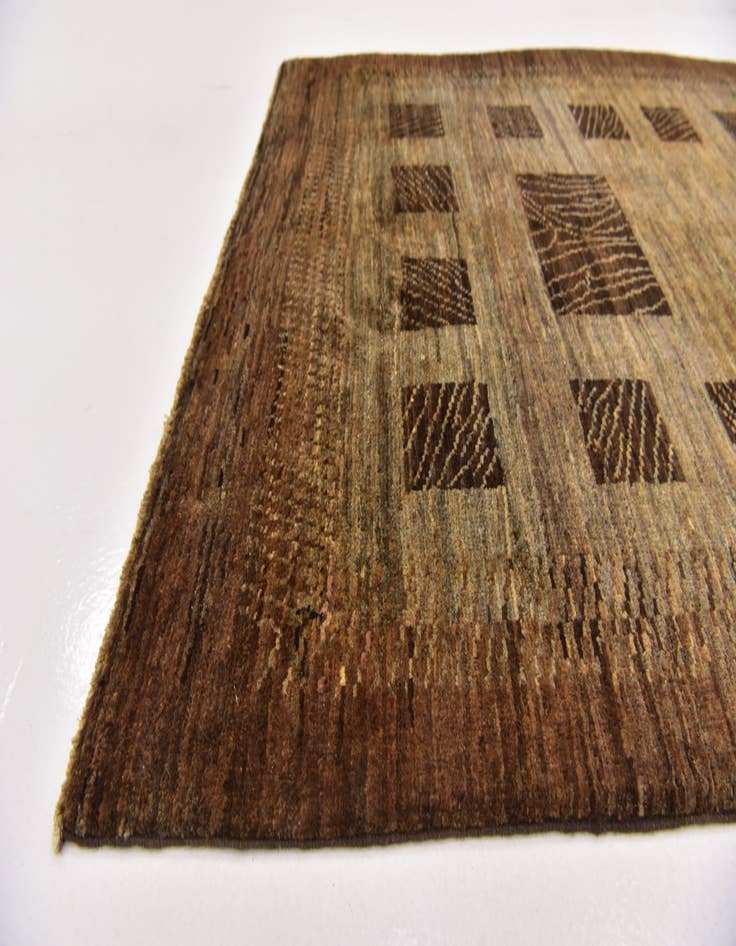 Detail image of  3' 3 x 4' 10  Hand Knotted Modern Ziegler Oriental Rug