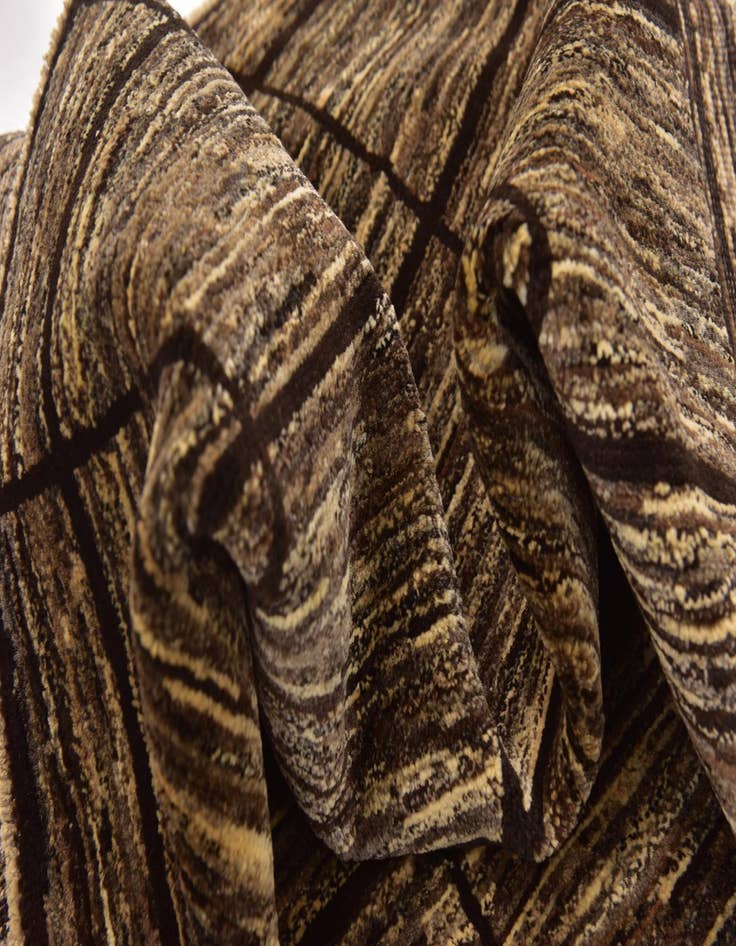 Detail image of  4' 8 x 6' 9  Hand Knotted Modern Ziegler Rug