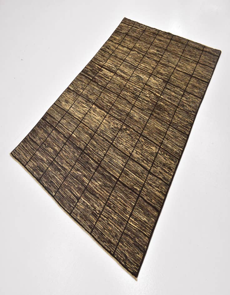 Detail image of  4' 8 x 6' 9  Hand Knotted Modern Ziegler Rug