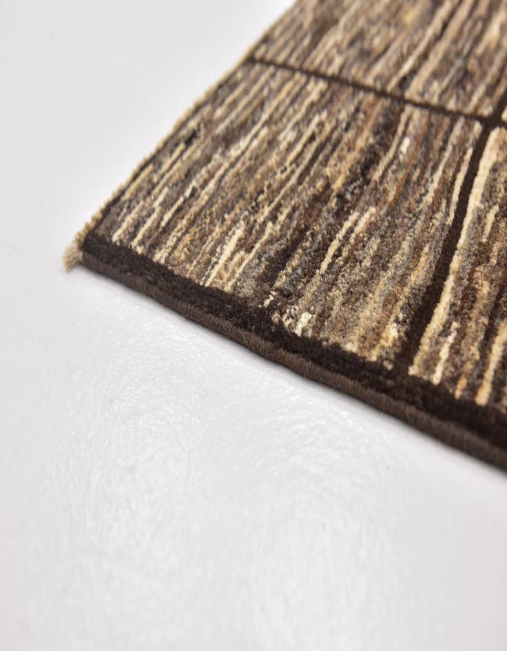 Detail image of  4' 8 x 6' 9  Hand Knotted Modern Ziegler Rug