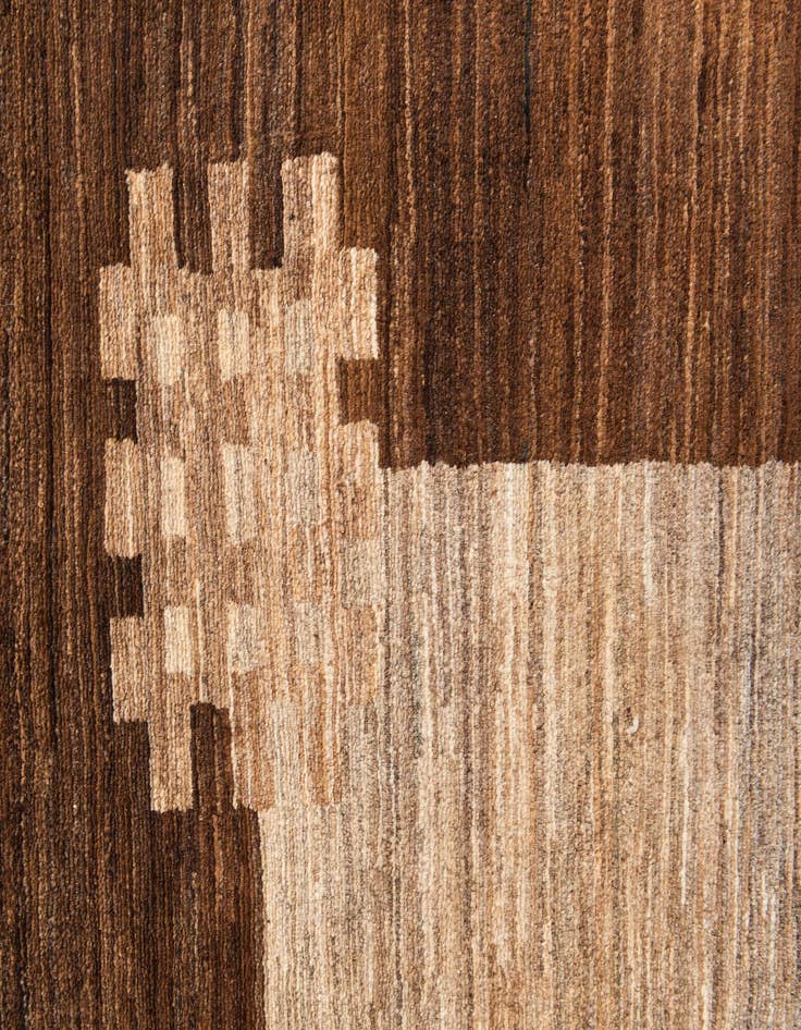 Detail image of  4' 10 x 6' 4  Hand Knotted Modern Ziegler Rug