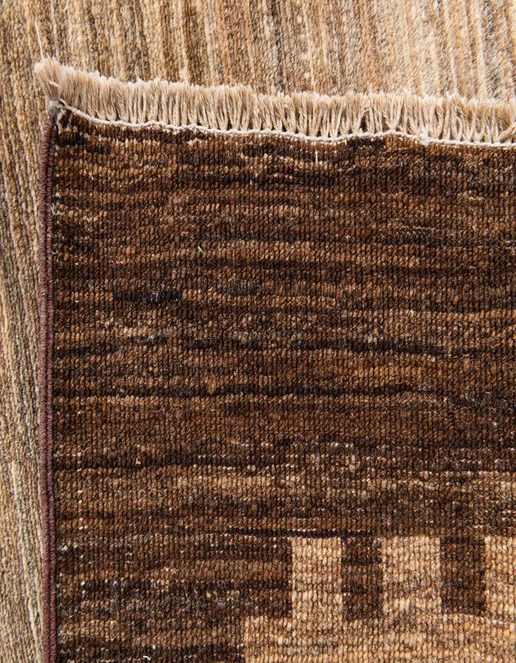 Detail image of  4' 10 x 6' 4  Hand Knotted Modern Ziegler Rug
