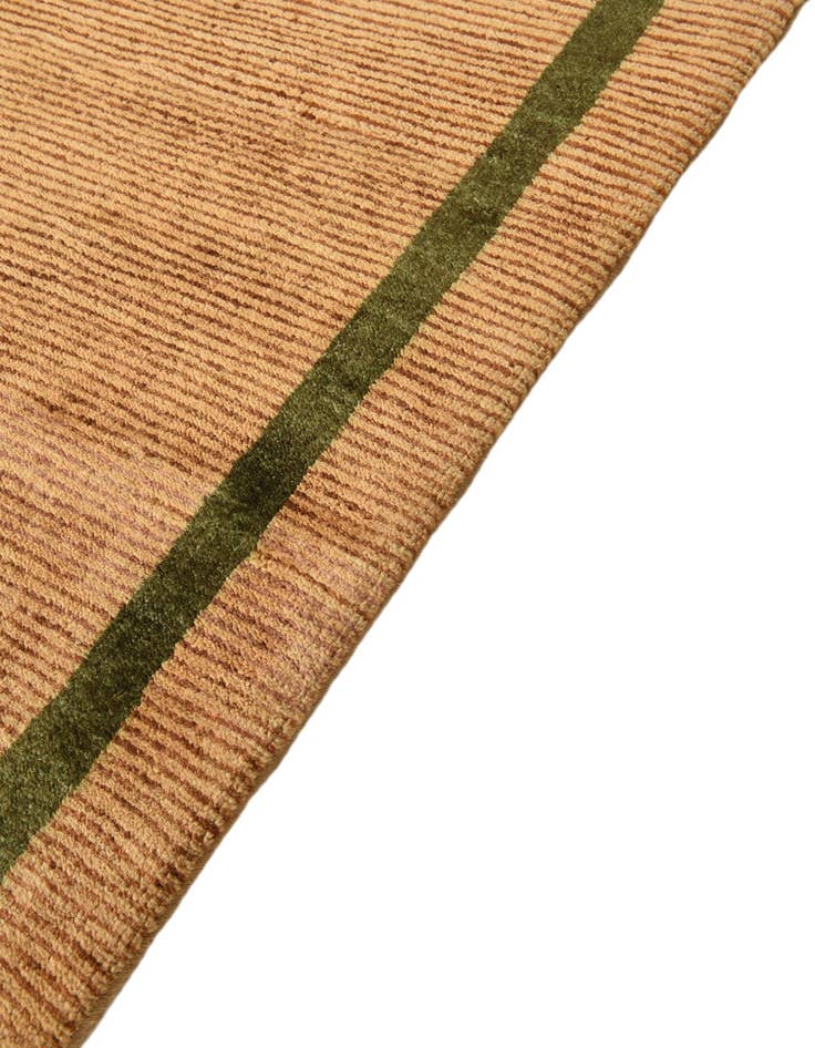 Detail image of  3' 2 x 4' 6  Hand Knotted Modern Ziegler Wool Rug