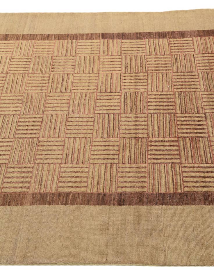 Detail image of  4' 10 x 7'  Hand Knotted Modern Ziegler Oriental Wool Rug