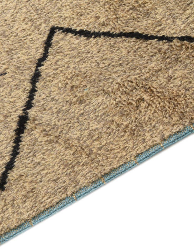 Detail image of  5' 1 x 8' 4  Hand Knotted Moroccan Wool Rug