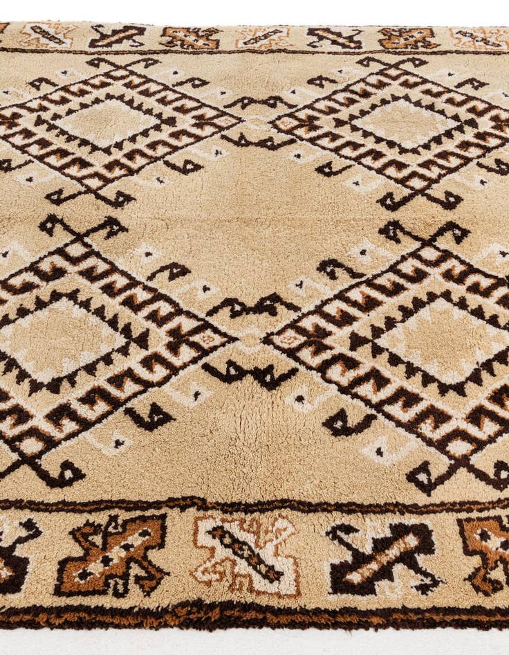 Detail image of  5' 1 x 8' 10  Hand Knotted Moroccan Wool Rug