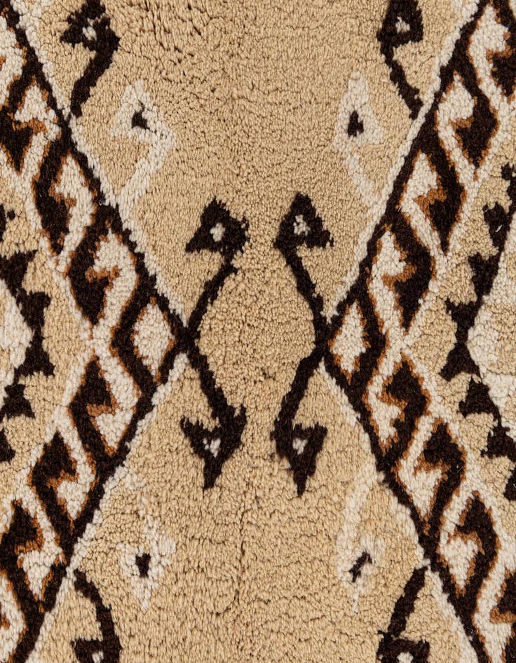 Detail image of  5' 1 x 8' 10  Hand Knotted Moroccan Wool Rug