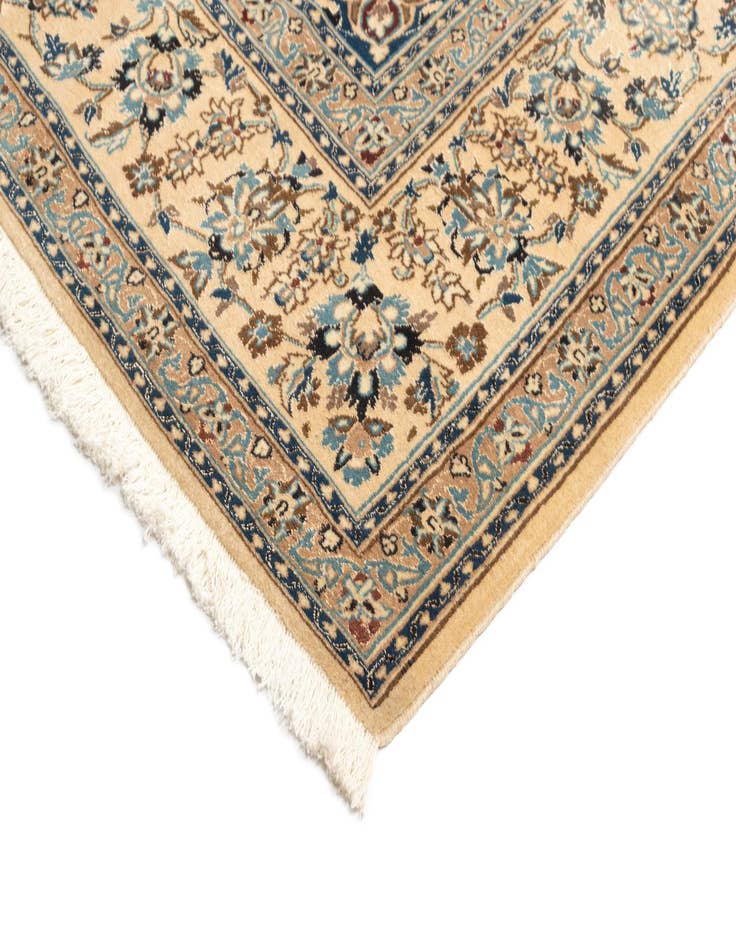 Detail image of  6' 11 x 11' 3 Nain Wool Rug