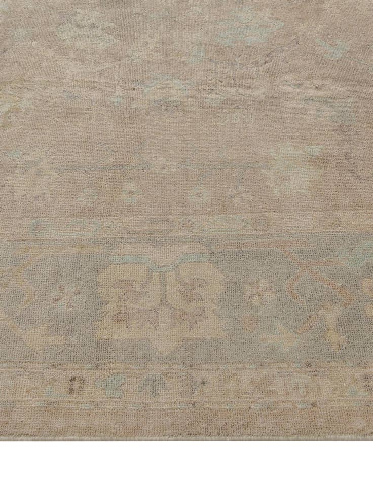 Detail image of 8' 2 x 9' 10 Hand Knotted Oushak Wool Rug