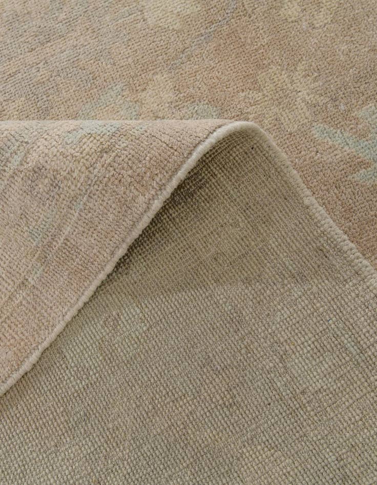 Detail image of 8' 2 x 9' 10 Hand Knotted Oushak Wool Rug