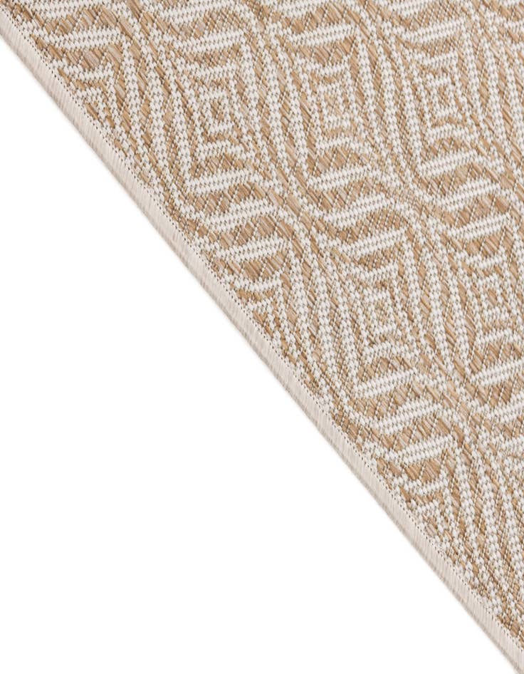 Detail image of  7' 6 x 12'  Washable Lattice Indoor / Outdoor Rug