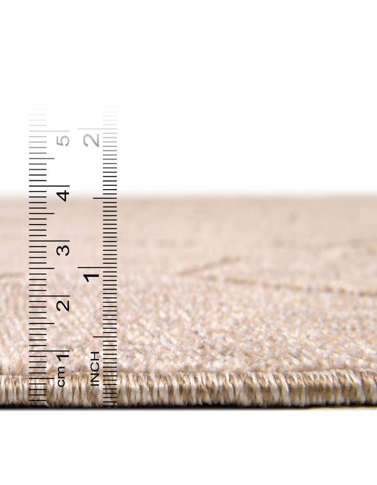 Detail image of  7' x 10'  Washable Lattice Indoor / Outdoor Rug