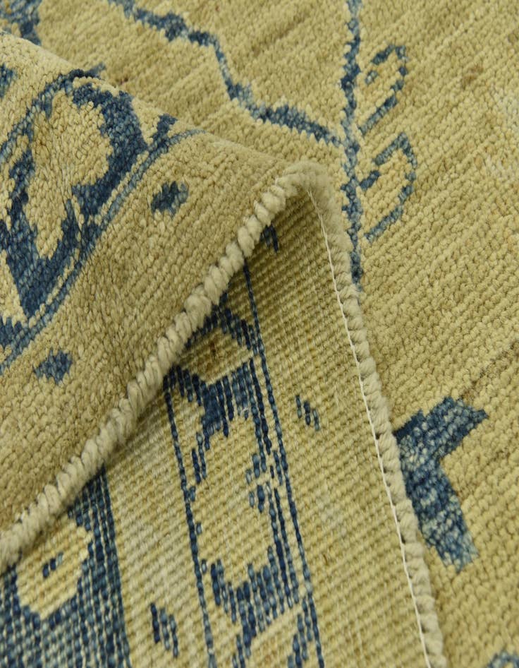 Detail image of  10' 5 x 14' 3  Hand Knotted Peshawar Ziegler Wool Rug