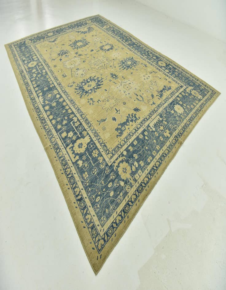 Detail image of  10' 5 x 14' 3  Hand Knotted Peshawar Ziegler Wool Rug