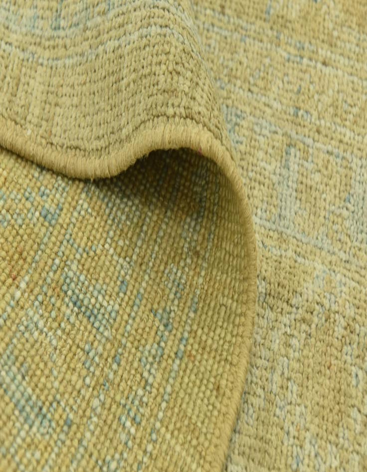 Detail image of  8' 8 x 9' 10  Hand Knotted Peshawar Ziegler Wool Rug