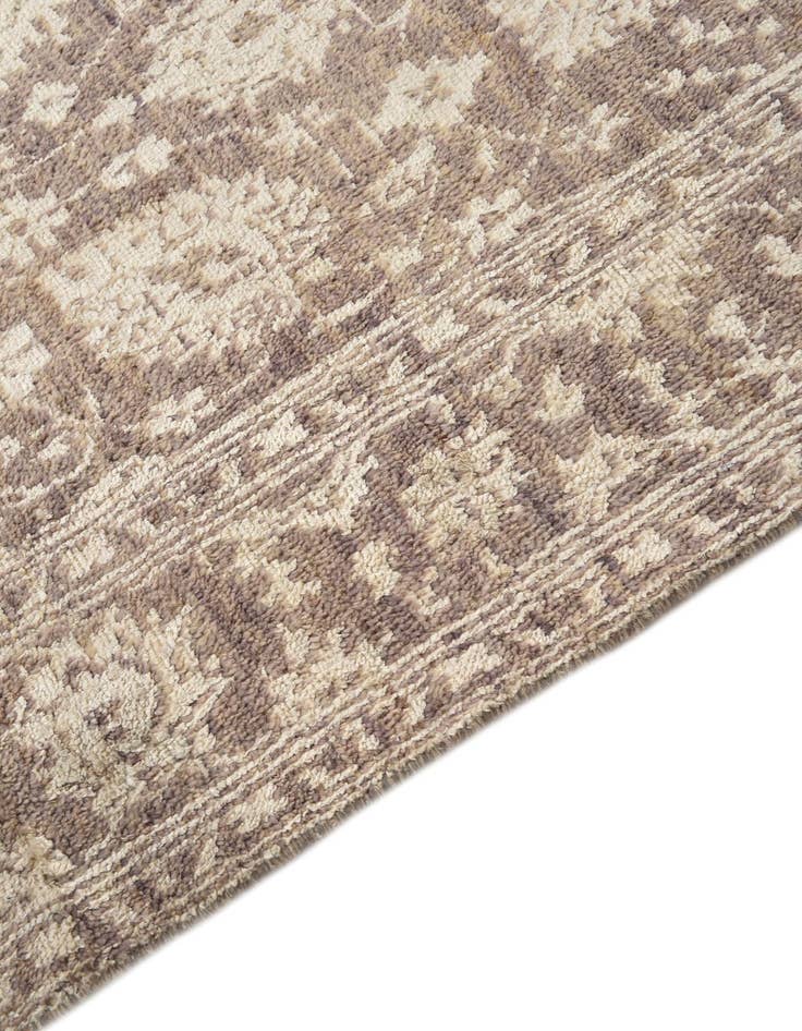 Detail image of  5' 5 x 8'  Hand Knotted Peshawar Ziegler Rug