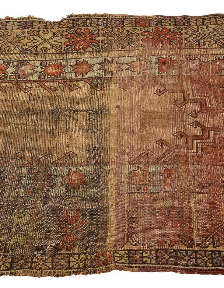 Detail image of  3' 3 x 3' 10  Hand Knotted Shiraz Persian Wool Rug